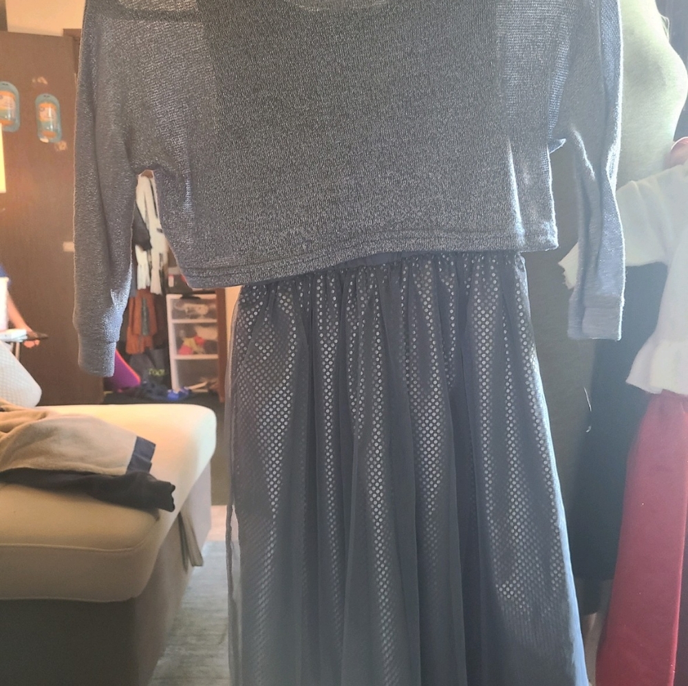Dress - Picture 2 of 2